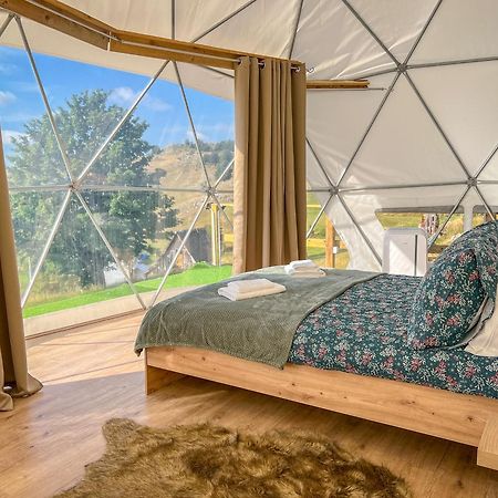 מלון זבליאק Durmitor Glamp מראה חיצוני תמונה