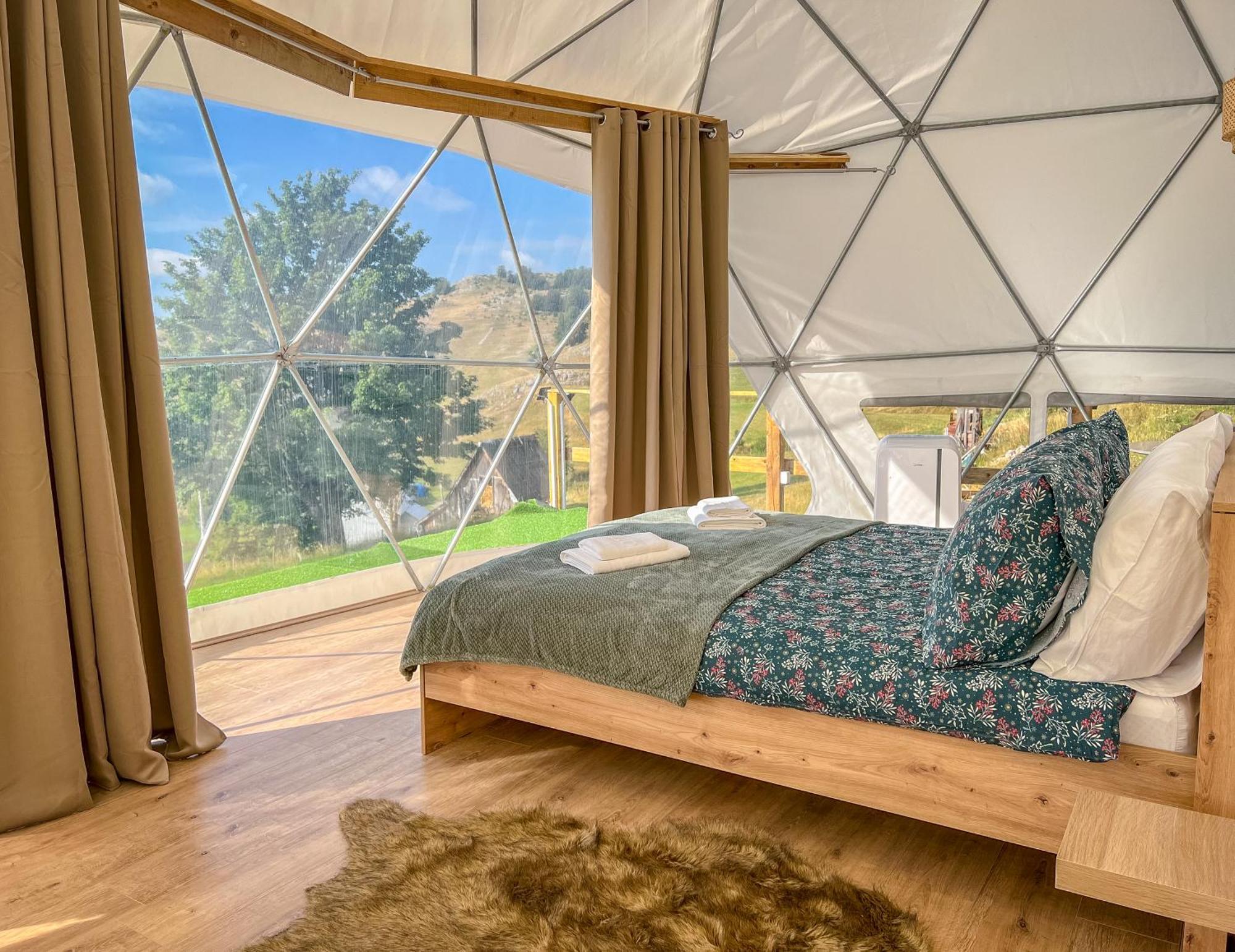 מלון זבליאק Durmitor Glamp מראה חיצוני תמונה